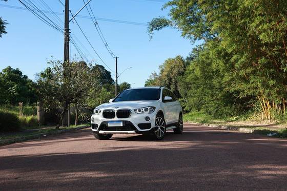 BMW X1 2.0 16V TURBO ACTIVEFLEX XDRIVE25I SPORT 4P AUTOMÁTICO